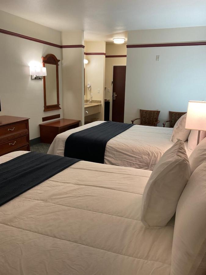 Budget Host Inn And Suites Cameron Zewnętrze zdjęcie