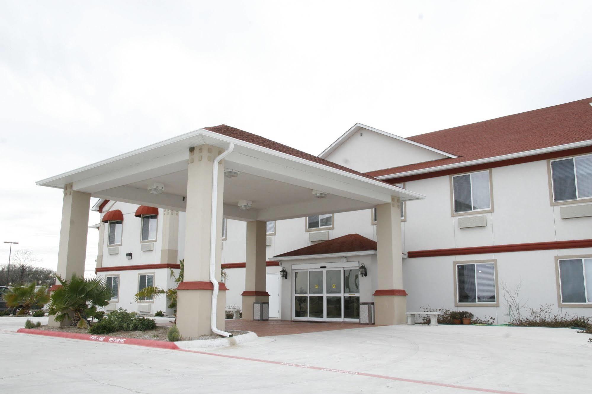 Budget Host Inn And Suites Cameron Zewnętrze zdjęcie